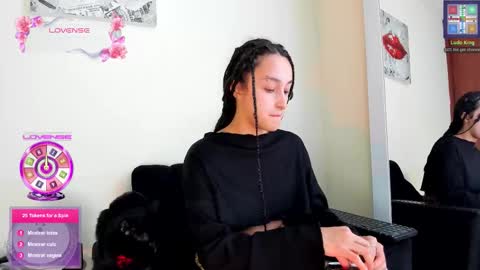 Snapshot of its__angelica_ chatting on December 19, 7:10 pm Angelica online show from December 19, 7:10 pm