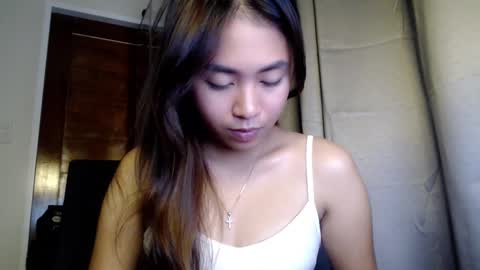 Snapshot of itscandygurl chatting on February 20, 3:52 pm Candy online show from February 20, 3:52 pm