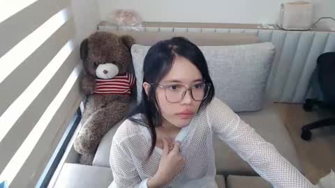 Snapshot of itskittyy chatting on October 26, 8:53 am itskittyy online show from October 26, 8:53 am