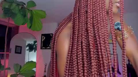 lau online show from March 27, 11:59 pm