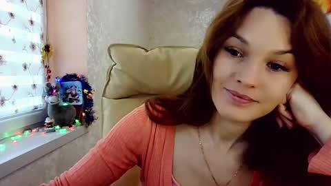 Snapshot of itslunaday chatting on January 13, 9:30 am itslunaday online show from January 13, 9:30 am