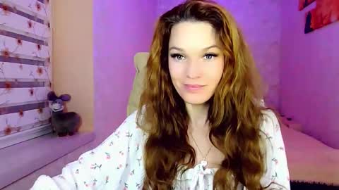 Snapshot of itslunaday chatting on October 9, 5:22 pm itslunaday online show from October 9, 5:22 pm