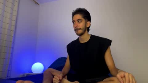 Snapshot of itsmartin_ chatting on February 12, 12:11 pm itsmartin_ online show from February 12, 12:11 pm