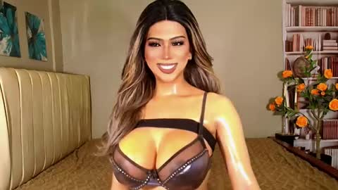 ms pearl online show from May 28, 11:35 pm
