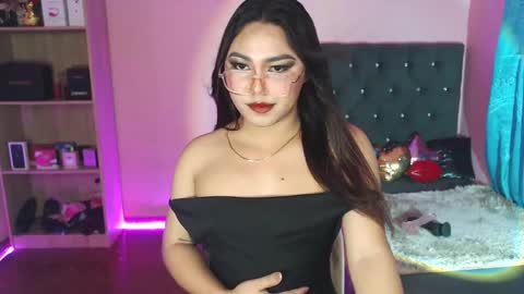 Siana online show from January 16, 2:30 pm