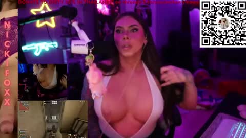 Nicki Foxx online show from September 9, 4:45 am
