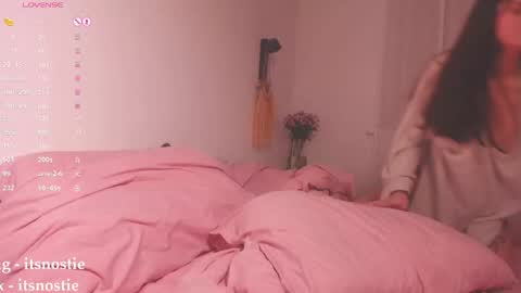 Snapshot of itsnostie chatting on September 23, 5:38 pm Nata Nsti elvish online show from September 23, 5:38 pm