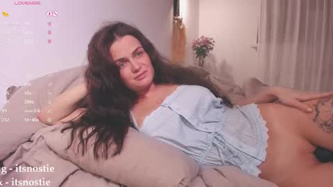 Snapshot of itsnostie chatting on September 27, 3:28 pm Nata Nsti elvish online show from September 27, 3:28 pm