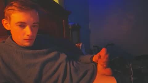 itzd123 online show from April 21, 7:06 pm