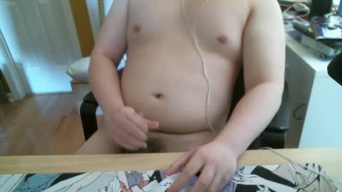 Snapshot of itzpillow_ chatting on March 3, 4:35 pm itzpillow_ online show from March 3, 4:35 pm