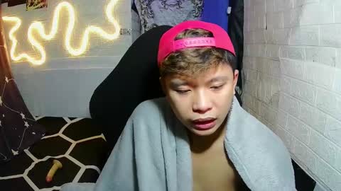 itzurrey online show from November 18, 11:15 pm