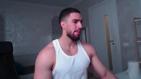 IvanHydee online show from October 22, 4:46 am