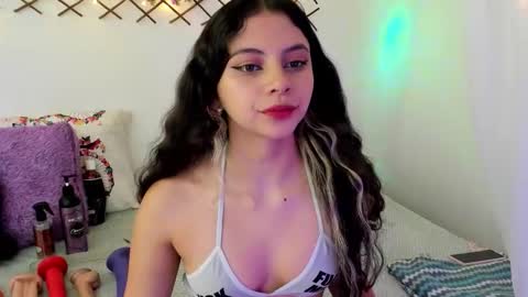 Snapshot of ivannabruner chatting on November 25, 4:51 pm Ivanna online show from November 25, 4:51 pm