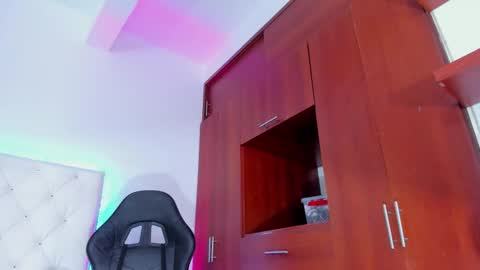 Snapshot of ivannapretyts chatting on September 12, 4:07 pm ivannapretyts online show from September 12, 4:07 pm