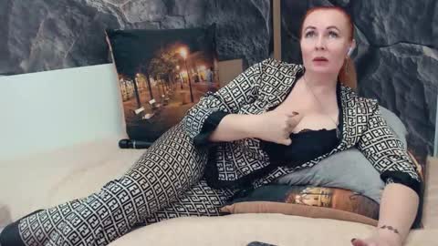 Snapshot of ivettasplash chatting on November 30, 1:09 am IrennaSplash online show from November 30, 1:09 am