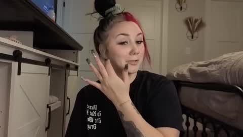 ivey jade online show from October 24, 4:42 am