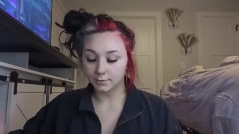 ivey jade online show from November 15, 4:54 am