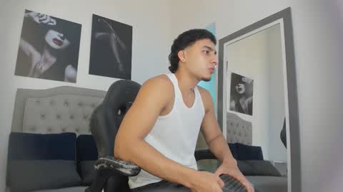 Snapshot of ivo_beischel chatting on October 15, 4:34 am Ivo Beischel online show from October 15, 4:34 am