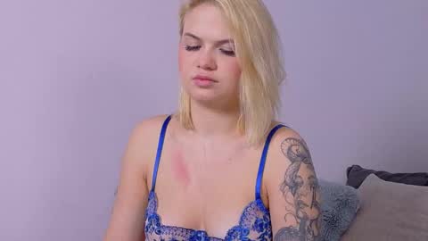 ivory_soule online show from February 18, 6:04 pm