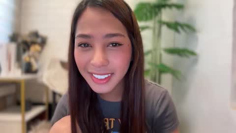 kirstenelsie online show from November 6, 1:50 am