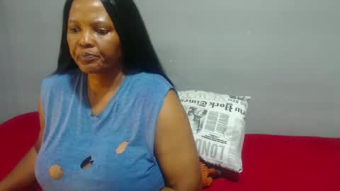 Snapshot of ivorytits48 chatting on March 9, 3:54 am IVORYTITS48 online show from March 9, 3:54 am