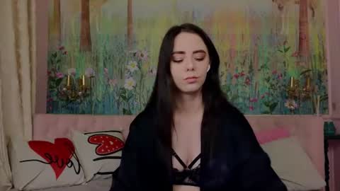 Snapshot of ivorywood_ chatting on June 11, 6:50 pm ivorywood_ online show from June 11, 6:50 pm
