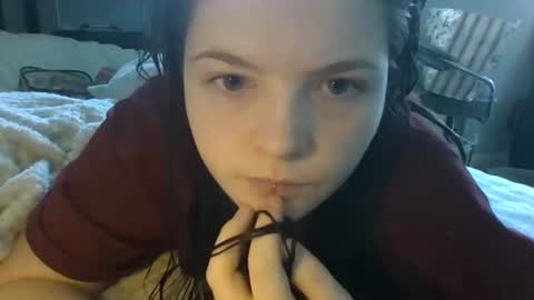 Snapshot of ivy2108 chatting on March 3, 2:01 pm ivy2108 online show from March 3, 2:01 pm