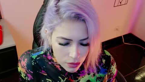 Diana Rojas  online show from February 16, 1:57 am