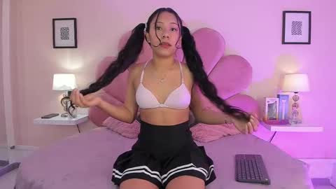 Ivy  online show from March 9, 5:49 pm