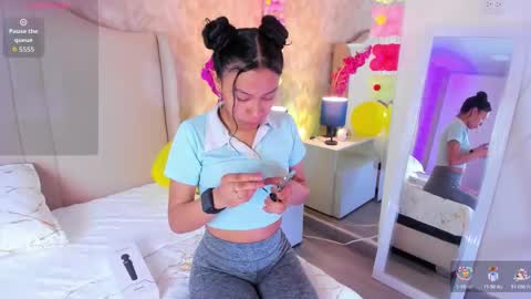 Ivy  online show from October 26, 3:29 pm