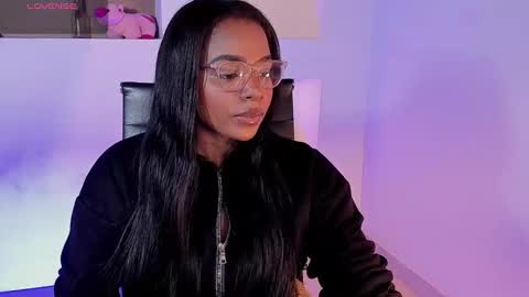 Snapshot of ivybliss8 chatting on February 3, 12:03 pm i v y b l i s s online show from February 3, 12:03 pm