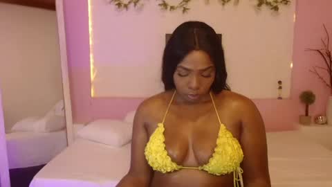 i v y  b l i s s online show from April 24, 4:48 am