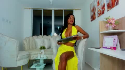 Snapshot of ivyjackson2 chatting on October 18, 11:38 pm Adriana Independent Model online show from October 18, 11:38 pm