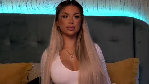  Ivy  online show from February 27, 5:34 am