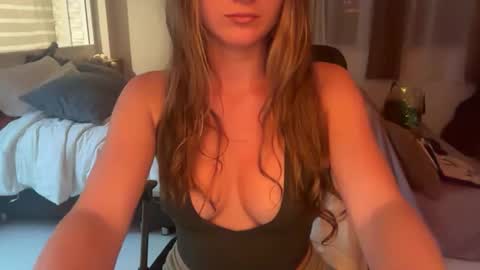 Snapshot of ivysagex chatting on November 9, 2:37 pm ivysagex online show from November 9, 2:37 pm