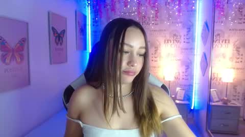Snapshot of ivyy_crystal chatting on March 11, 11:48 pm Ivy online show from March 11, 11:48 pm