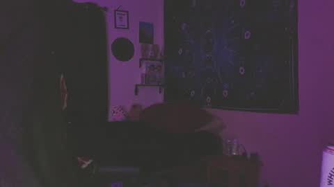 Snapshot of ivyy_sinss chatting on September 13, 12:43 am Amiee online show from September 13, 12:43 am