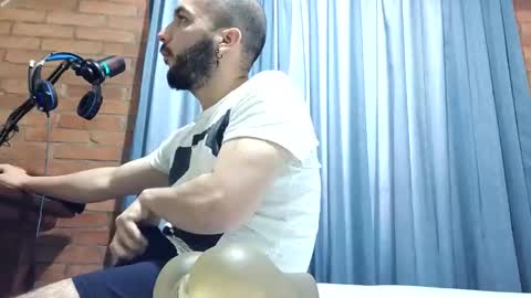 iwanturarse online show from March 21, 5:49 pm