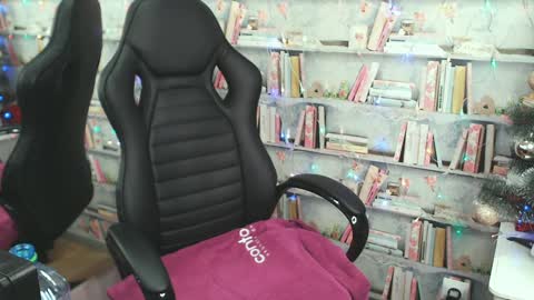 Maxim online show from December 27, 5:52 am