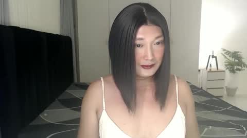 iya_hermosa online show from January 10, 12:51 pm