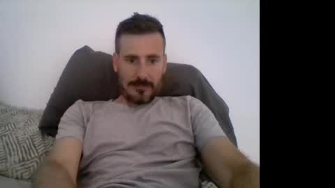 Snapshot of iyoperro chatting on October 14, 11:00 am Casandro online show from October 14, 11:00 am