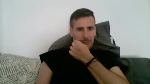 Snapshot of iyoperro chatting on October 19, 12:17 pm Casandro online show from October 19, 12:17 pm