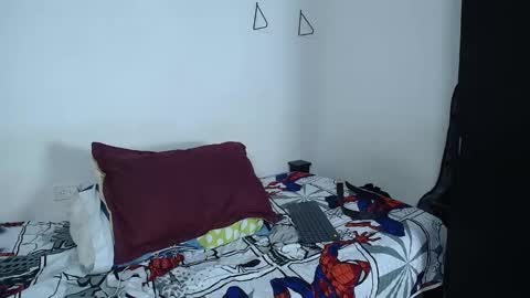 izaack online show from September 30, 8:41 am