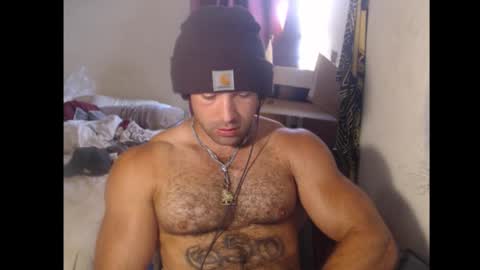 izak144 online show from October 24, 9:44 pm