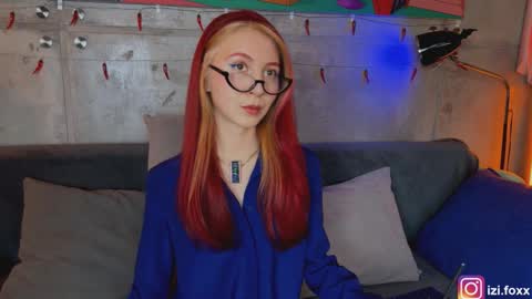 Snapshot of izi_fox chatting on November 26, 4:41 pm izi online show from November 26, 4:41 pm