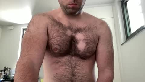 Izylduur online show from April 21, 10:32 am