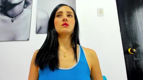 Izzy online show from January 31, 12:18 pm