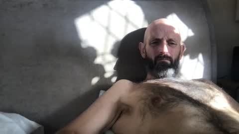 Snapshot of izzysboytoy1 chatting on November 17, 12:00 pm izzysboytoy1 online show from November 17, 12:00 pm