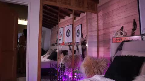 izzywild1 online show from October 27, 10:52 am