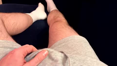 Snapshot of j0n275 chatting on February 2, 12:09 am j0n275 online show from February 2, 12:09 am